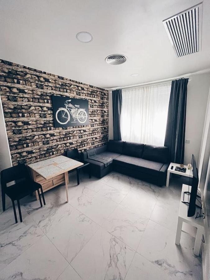 מדריד Apartamento Kenoa Metropolitano מראה חיצוני תמונה