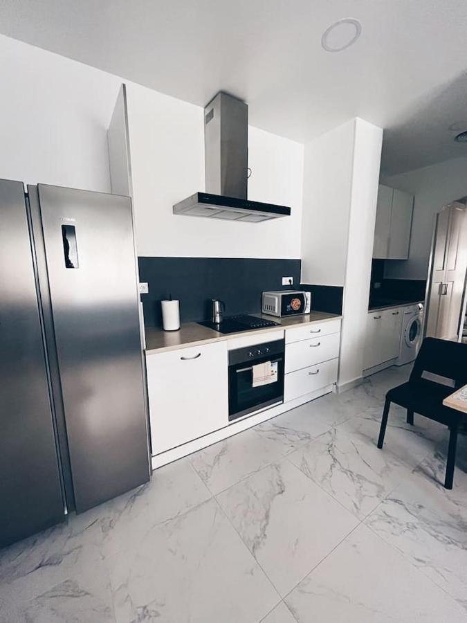 מדריד Apartamento Kenoa Metropolitano מראה חיצוני תמונה